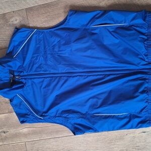 Brooks Brothers Sleevless Vest Size L